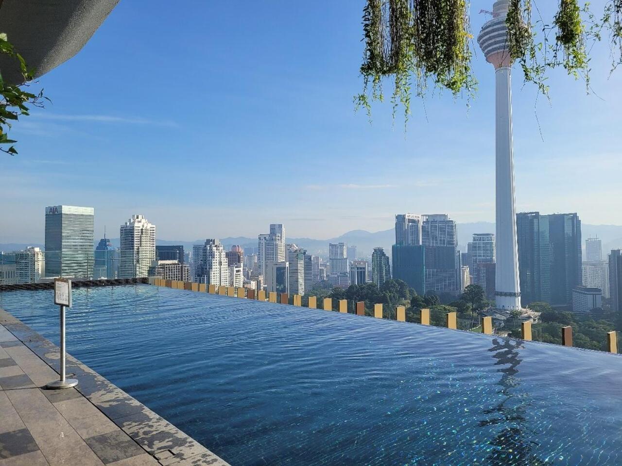 Ceylonz Suites By Plush Kuala Lumpur Bagian luar foto
